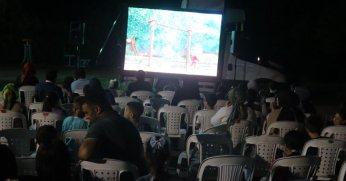 İzmit Belediyesinden Şahinlerde çocuklara unutulmaz sinema akşamı