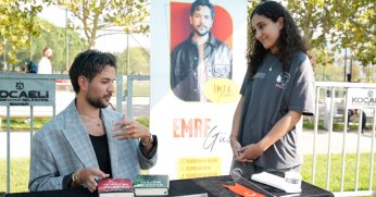 Kitap Fuarı’nda genç yazarlara yoğun ilgi