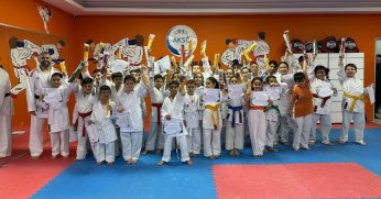 Aksu Spor’un Şampiyon Adayları Kuşaklarını Taktı.