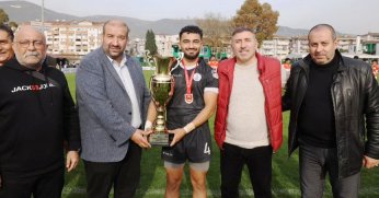 Körfez Gençlerbirliği, Ragbi’de Türkiye Şampiyonu oldu