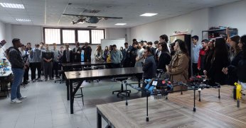  KOCAELİ BİLNET’TEN GELECEĞE YÖNELİK TEKNİK GEZİ