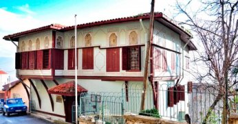 Güzelim konak, depo oldu