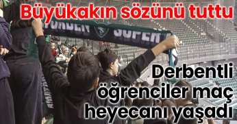 Büyükakın sözünü tuttu, Derbentli öğrenciler maç heyecanı yaşadı