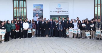 Büyükakın: Kütüphanelerde gençlerimizi geleceğe hazırlıyoruz