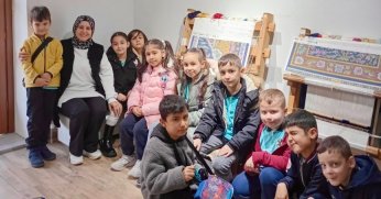 Hereke Halısı’na en minik ilmikler