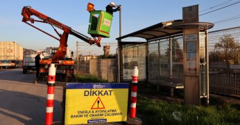 Duraklara güneş enerjili aydınlatma çözümü