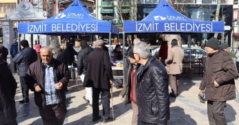 İzmit Belediyesi Regaip Kandili’nde helva ikram edecek