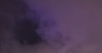 Gölcük’te gökyüzünde esrarengiz ışık dikkat çekti