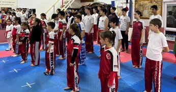 Körfezli kick boksçulardan şampiyona öncesi güç birliği