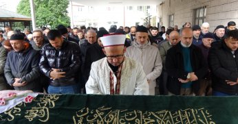 18 Yaşındaki Dilara Teşhis Konulamadan Hayatını Kaybetti