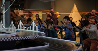 Yarıyıl tatilinde Bilim Merkezi’nde eğlence dorukta