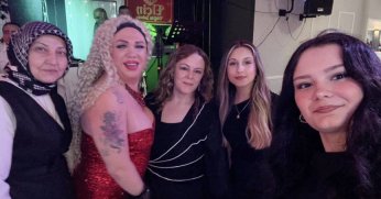 Diva Cansu Sahne Aldı