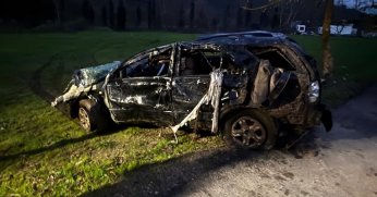 Dereye sürüklenen araç ertesi gün ortaya çıktı