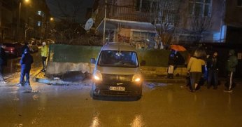 3 aracın karıştığı zincirleme kazada sürücü kaçtı: 1 yaralı