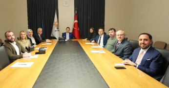 Hekimsen, Prof. Dr. Halit Yerebakan ile sağlık sisteminin geleceğini konuştu