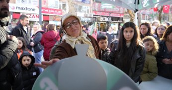 Kocaelispor'dan Kadınlar Günü'nde hediye çarkı etkinliği