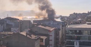 Depo yandı, dumandan göz gözü görmedi