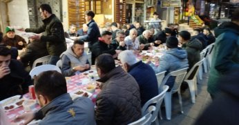 Şifa Baharat’ın Geleneksel İftarında Esnaf Bir Araya Geldi