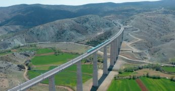  17 yılda 110 milyon yolcu YHT ile seyahat etti