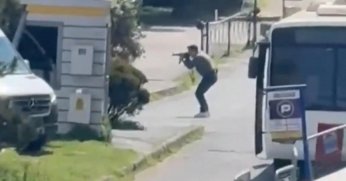 İsrail Konsolosluğu önünde polislerle çatışmaya giren 3 teröristin kimlikleri belli oldu