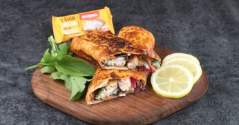 Balık dürüm “Antik Balık’ta” yenilir