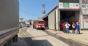 Gebze'de iş yerinde yangın çıktı