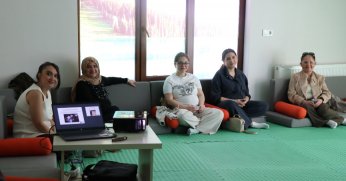 İzmit’te anne adaylarına bilinçli gebelik eğitimi devam ediyor