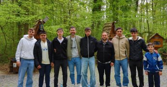 İskeçeli gençler, dostluk maçı öncesi oksijen depoladı