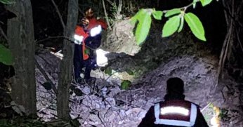 Ormanda yollarını kaybettiler, ekipler kurtardı