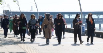 İzmit Belediyesinden Sağlıklı Yaşam Yürüyüşünde annelere anlamlı jest