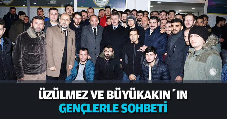  ÜZÜLMEZ VE BÜYÜKAKIN’IN GENÇLERLE SOHBETİ 
