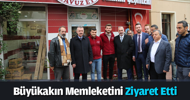 Büyükakın Memleketini Ziyaret Etti