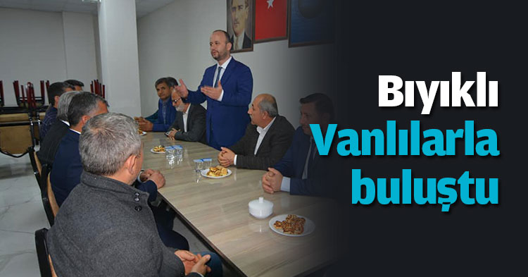 Bıyıklı Vanlılarla buluştu