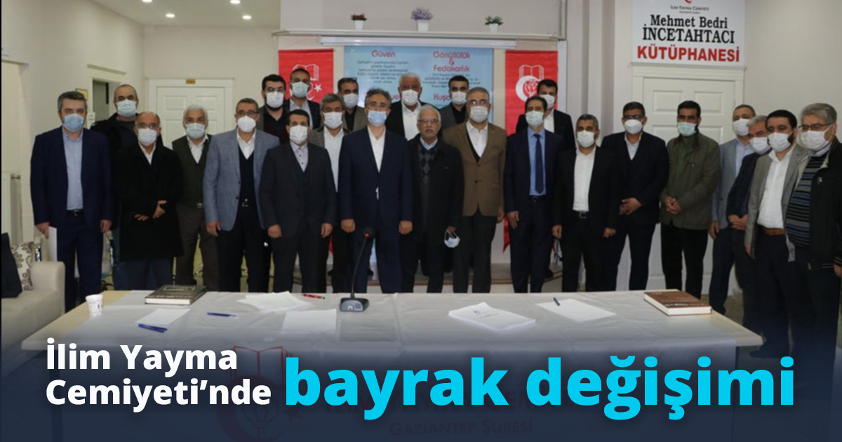 İlim Yayma Cemiyeti’nde bayrak değişimi