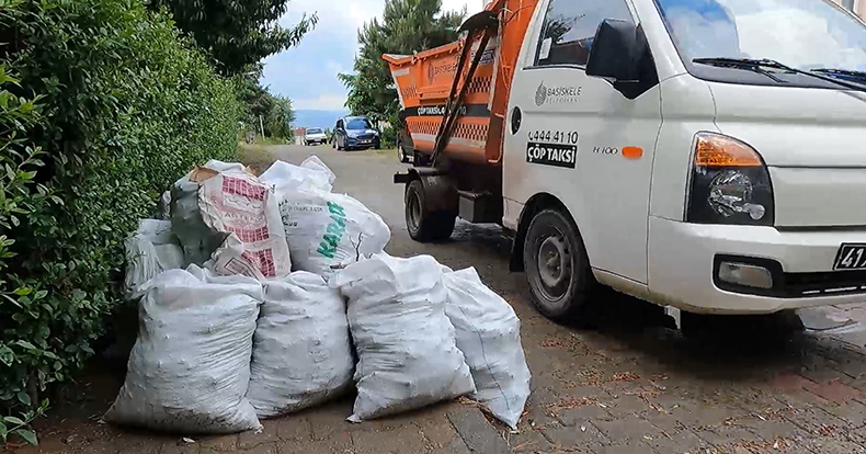 Başiskele'de Çöp Taksilerle Süratli Temizlik