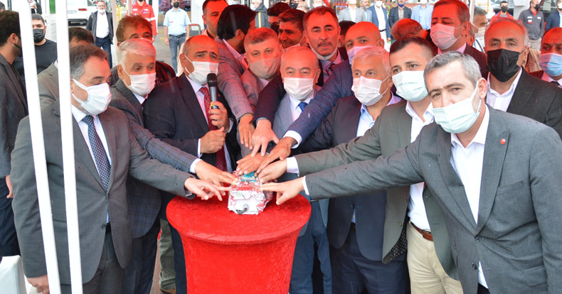 Körfez siyaseti bu açılışta buluştu