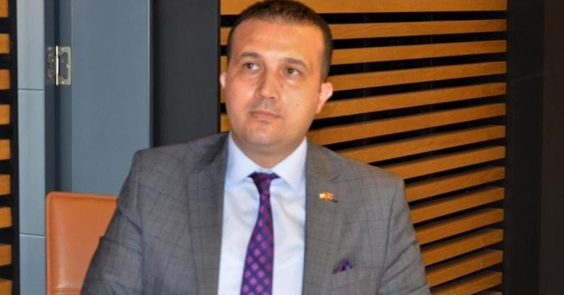 HEP BİRLİKTE ELİMİZİ TAŞIN ALTINA KOYACAĞIZ