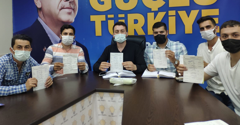 Karamürsel Ak Parti'de Gençlik Sahada