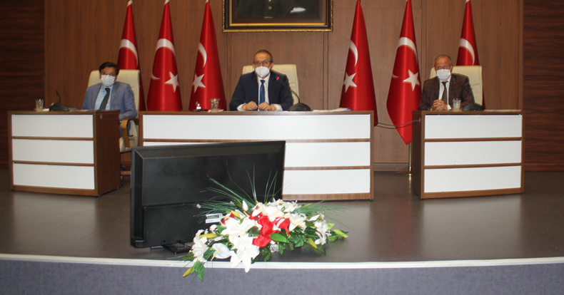 Vali Yavuz: Pandemi döneminde işsiz sayısı düştü