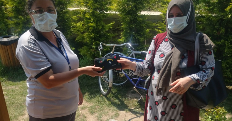 Parklarda unutulan eşyalar sahiplerine teslim ediliyor