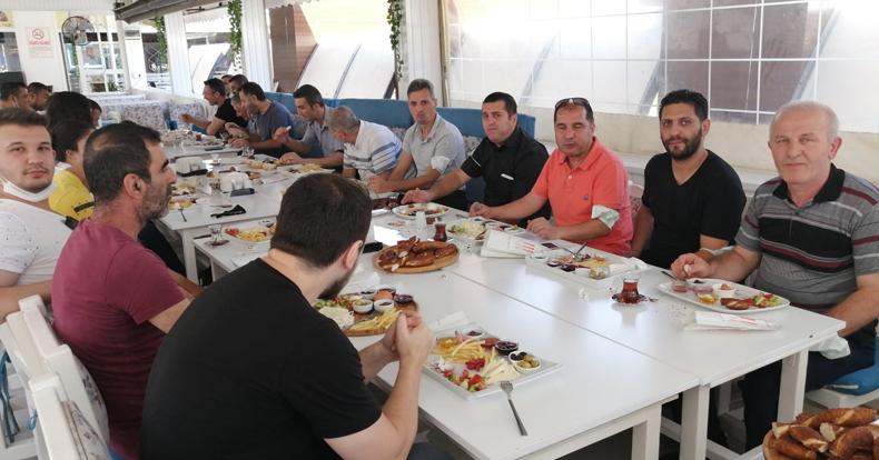 BELSA yönetiminden personele kahvaltı