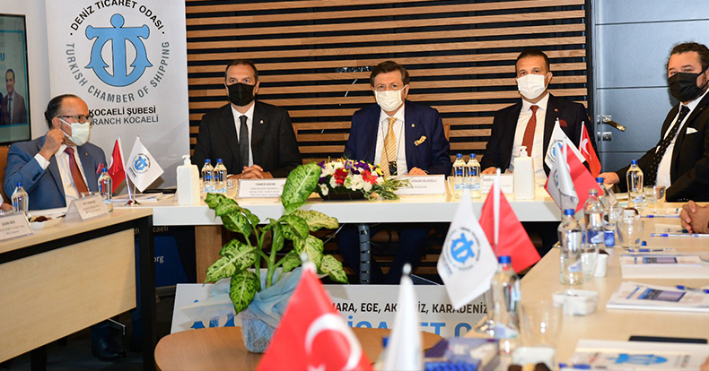 HİSARCIKLIOĞLU: DENİZCİLİĞİN GELDİĞİ NOKTA GURUR VERİCİ