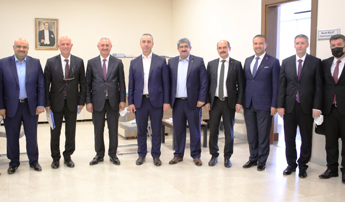 Bekir Bayraktar iş dünyası temsilcileriyle KOTO’da bir araya geldi