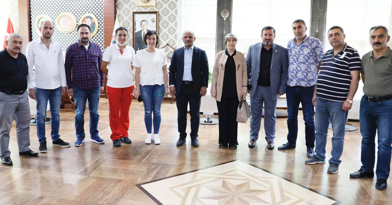 Başkan Şener Söğüt: “Muhtarlarımızla diyalog halindeyiz”