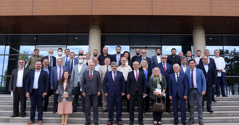 Özel okul yöneticileri, Yeni İl Milli Eğitim Müdürü Akmanşen ile KOTO’da bir araya geldi
