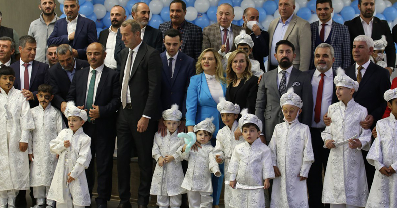 Körfez’de kadınlar kirve oldu