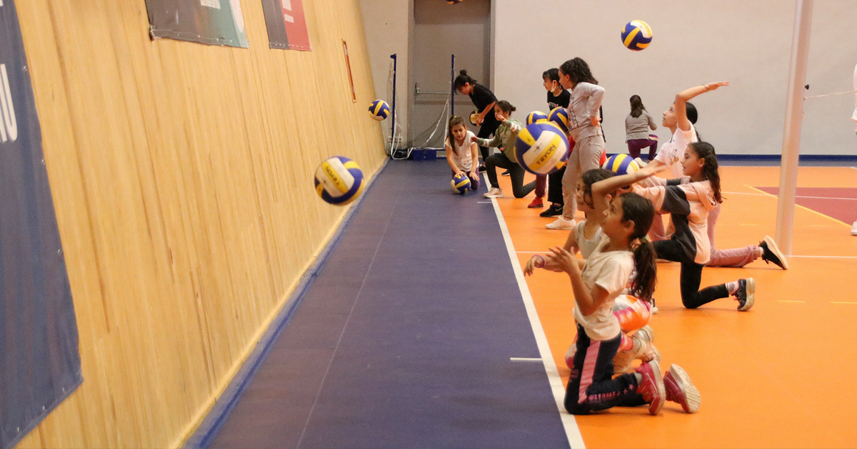 Voleybolda Çalışmalar Sürüyor