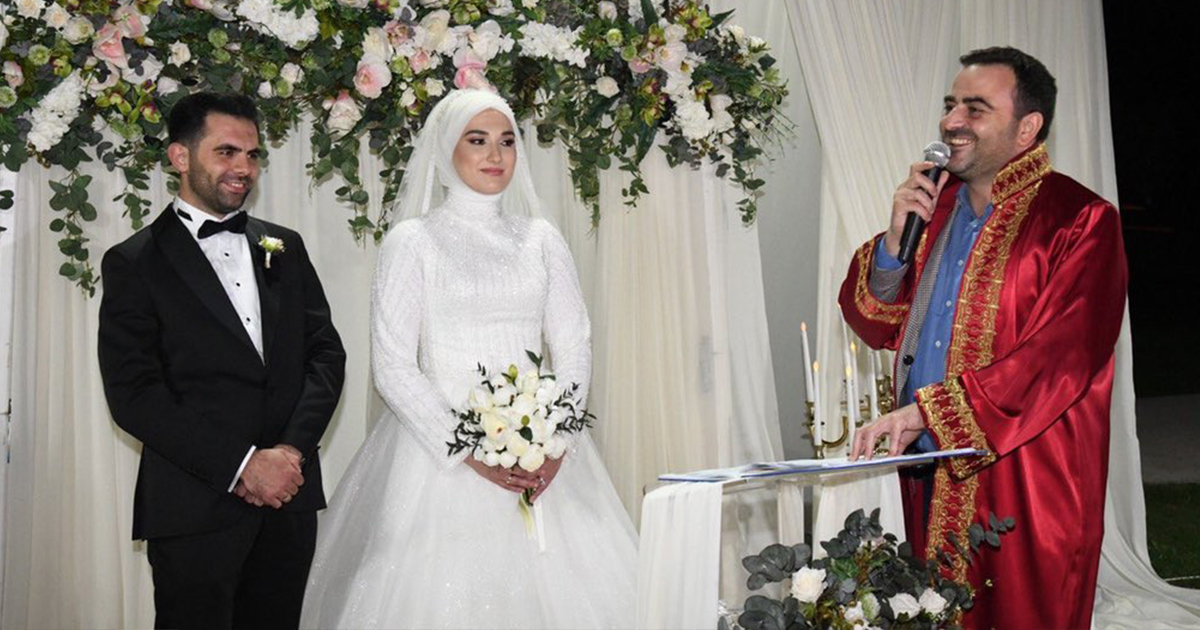 Başkan Özlü Hemşehrilerinin Sevinçlerine Ortak Oluyor   