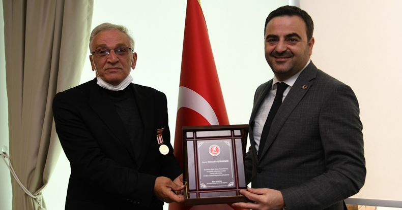 Başkan Özlü: Muhtarlarımız vatandaşlarımızla aramızda sağlam birer köprü