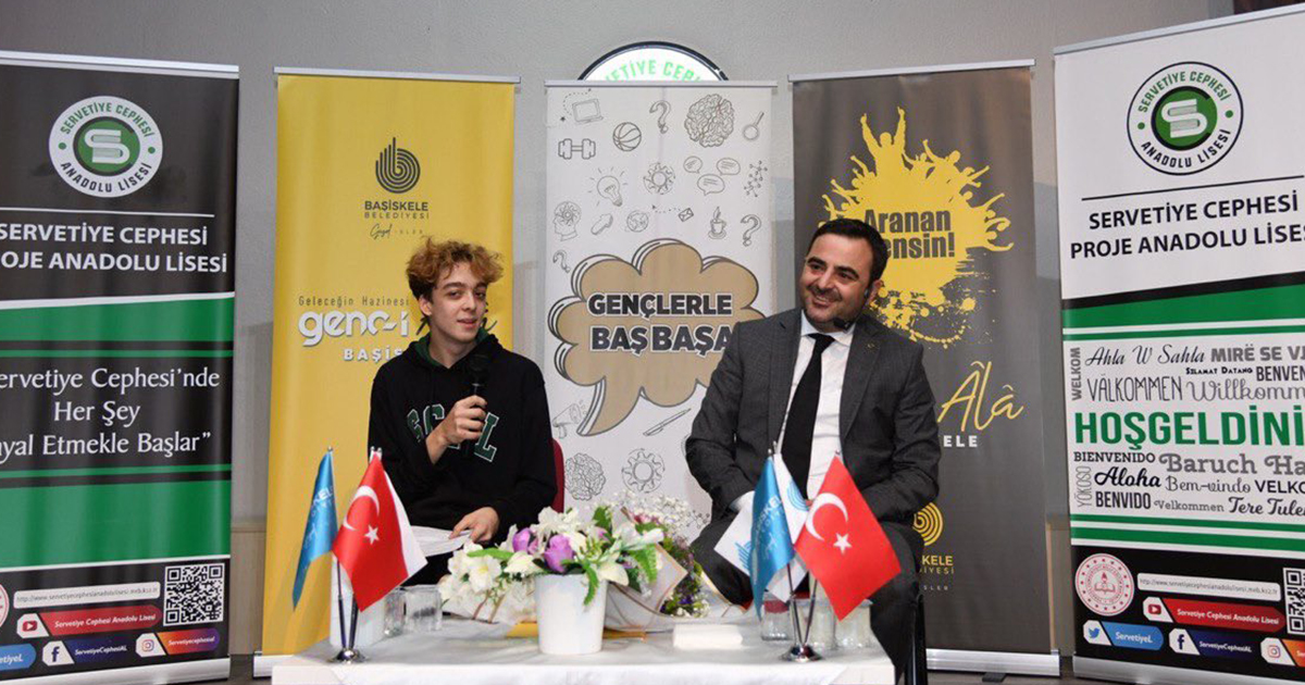 Başkan Özlü Gençlerden İlham Almaya Devam Ediyor